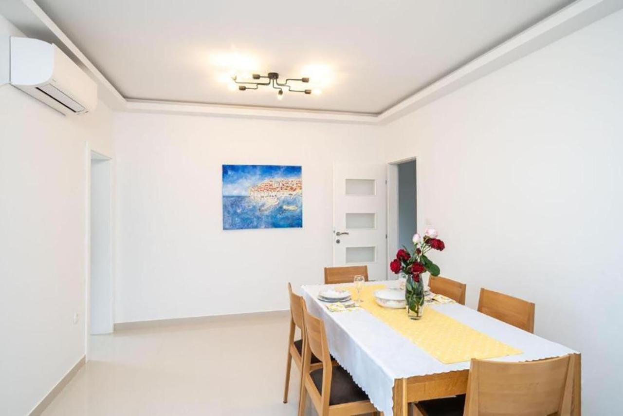 Apartment Matej Mokošica Buitenkant foto