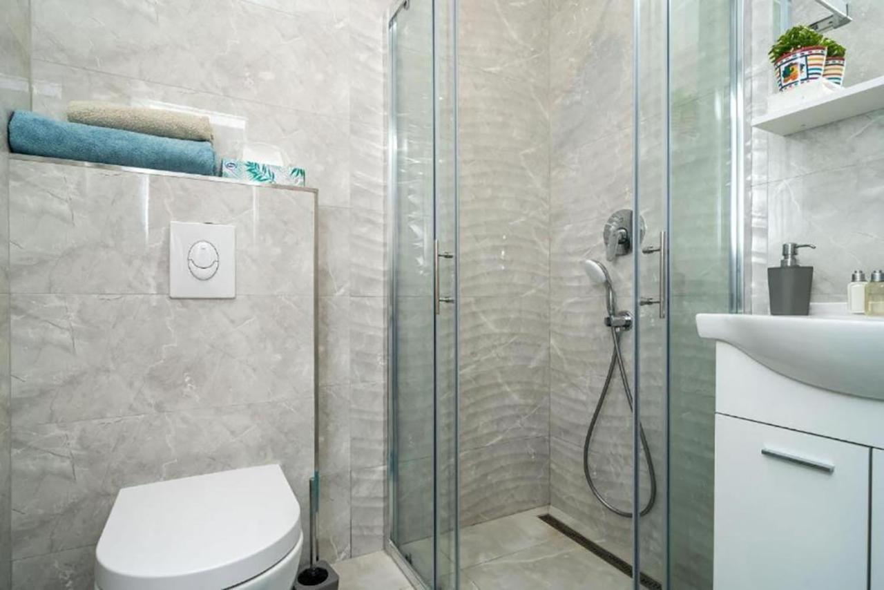 Apartment Matej Mokošica Buitenkant foto