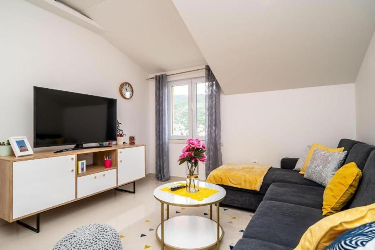 Apartment Matej Mokošica Buitenkant foto